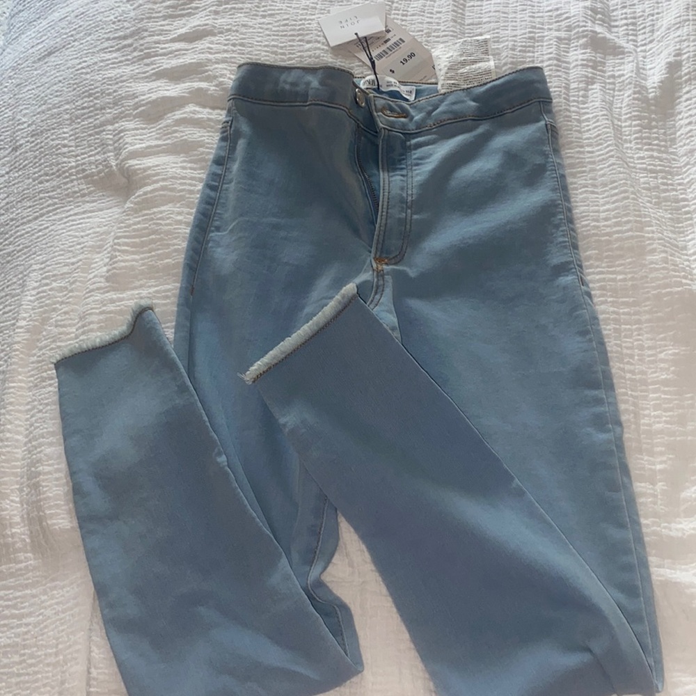 Girls Zara high waisted light wash jeans